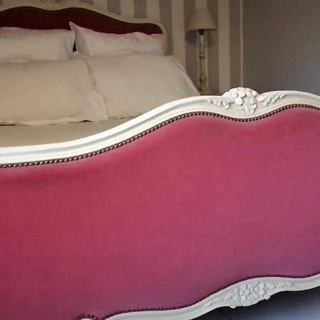 Maison Lavande Panzió Saint-Jean-dʼAngély Kültér fotó
