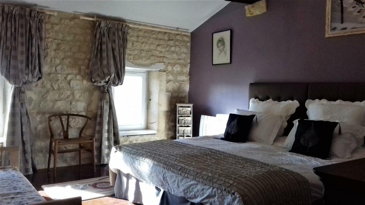 Maison Lavande Panzió Saint-Jean-dʼAngély Kültér fotó